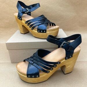 Frye & Co. Greta Woven Black Leather Sz 9 Clogs